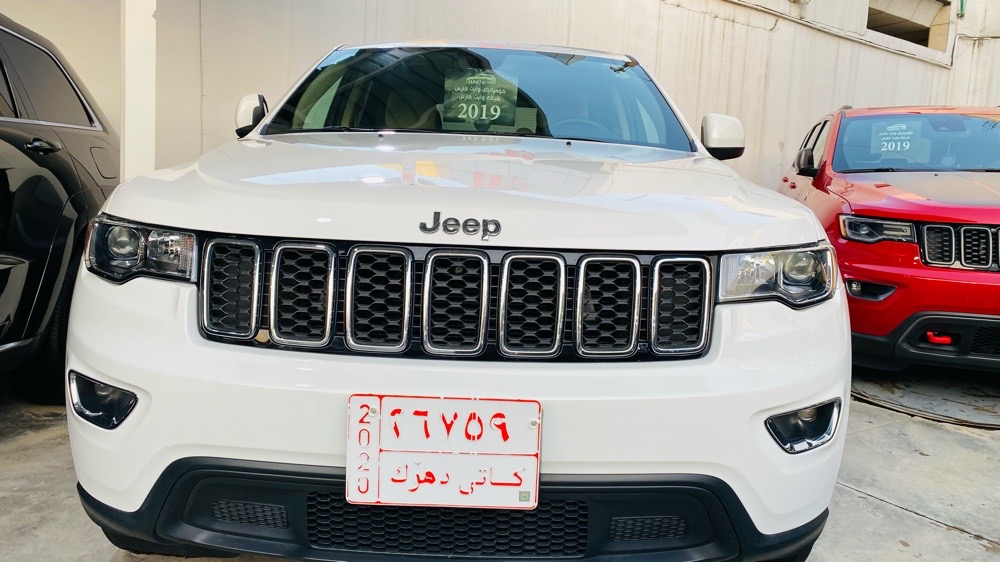 جیپ گراند شیرۆکی